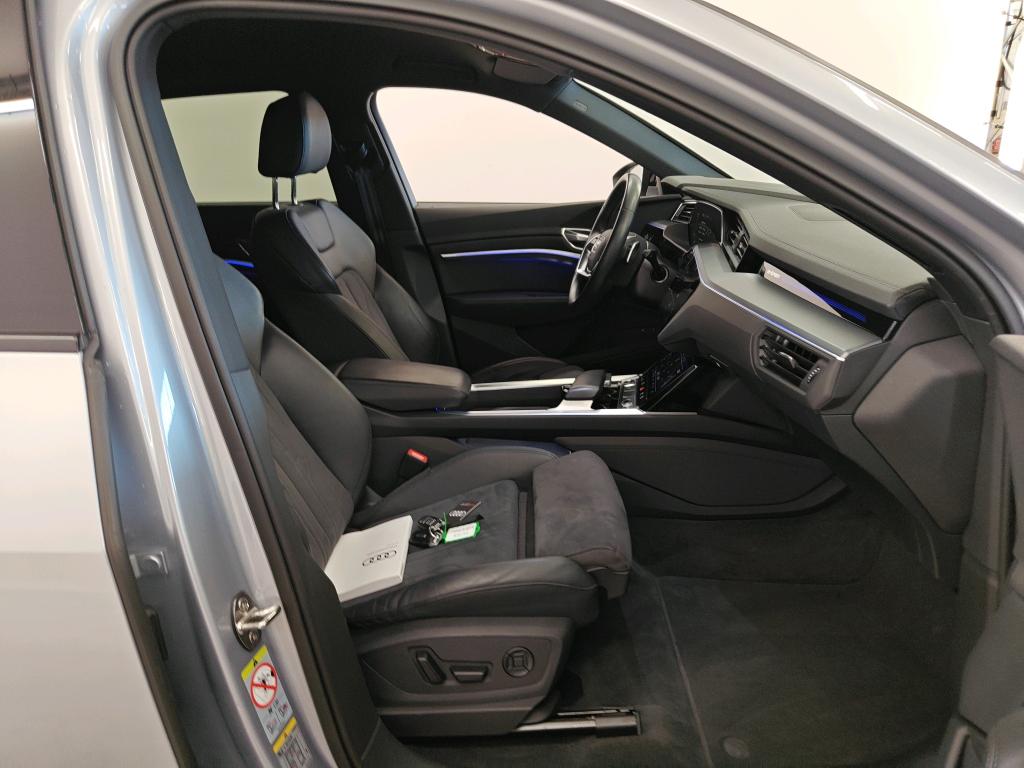 Foto 4 van Audi e-tron