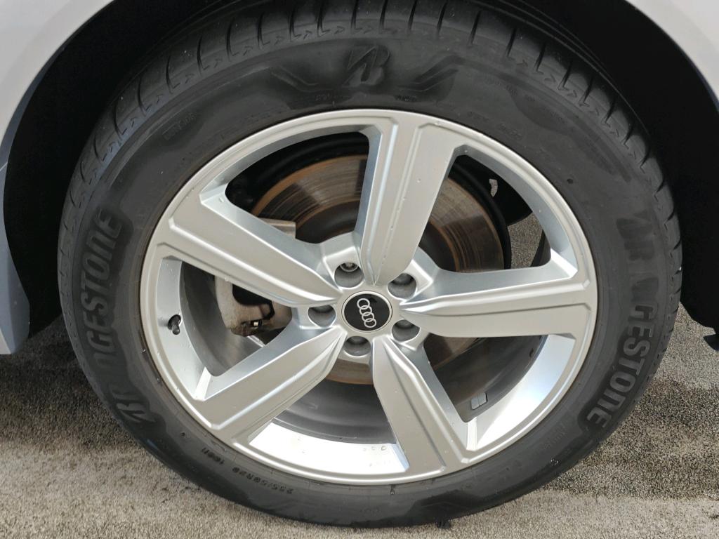 Foto 21 van Audi e-tron