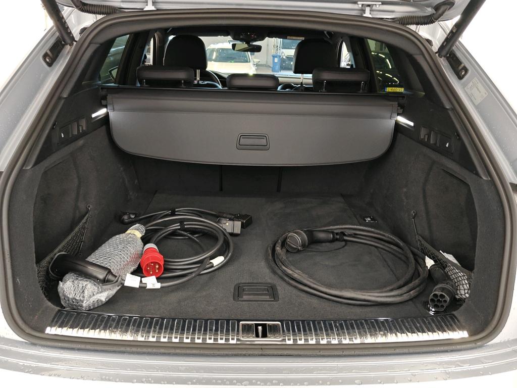 Foto 29 van Audi e-tron