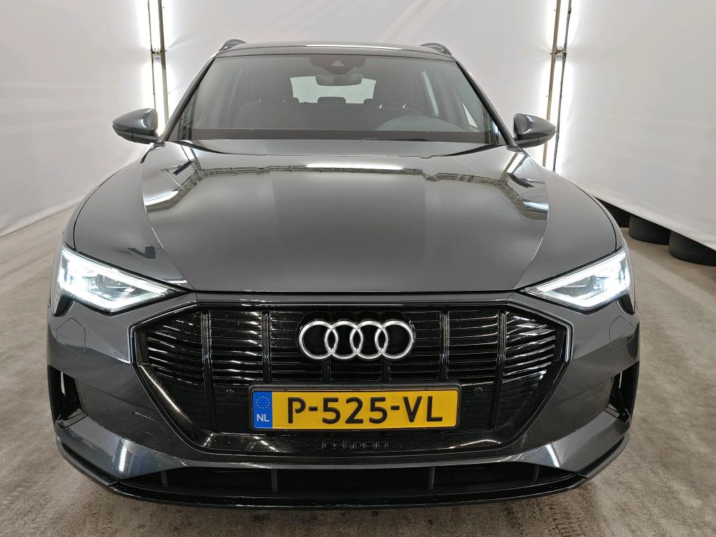 Foto 12 van Audi e-tron