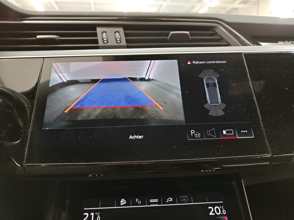 Foto 25 van Audi e-tron