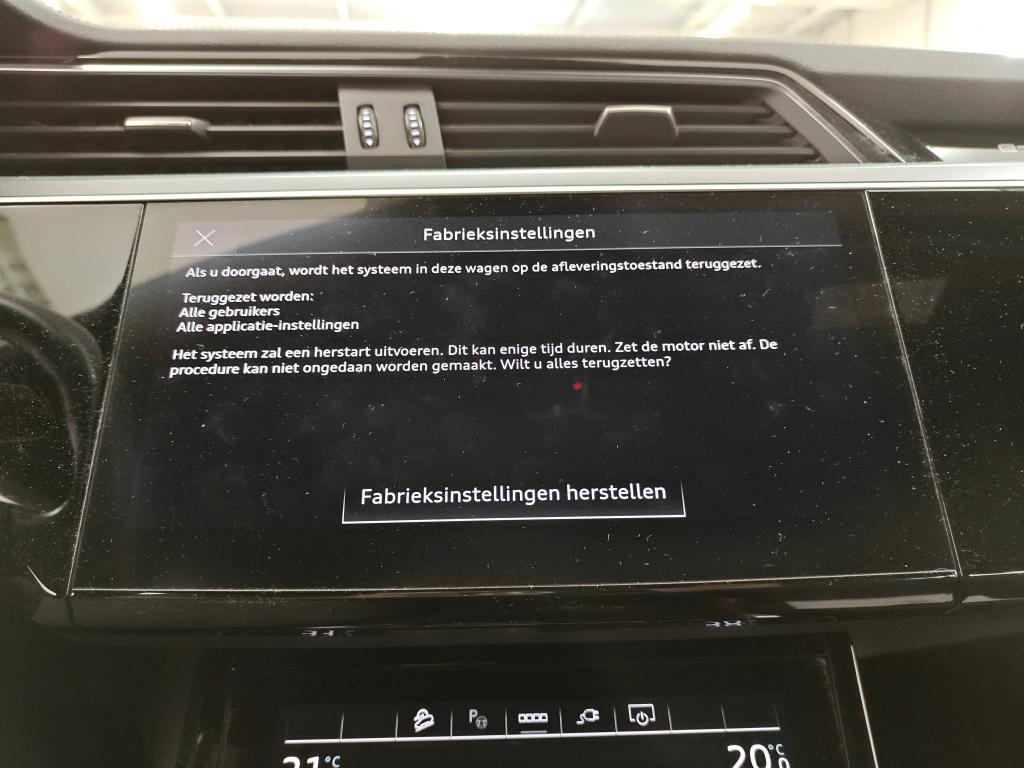 Foto 28 van Audi e-tron