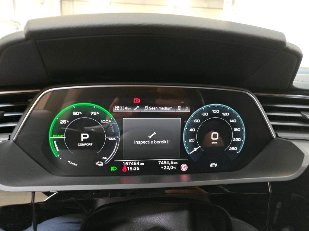 Foto 8 van Audi Q8