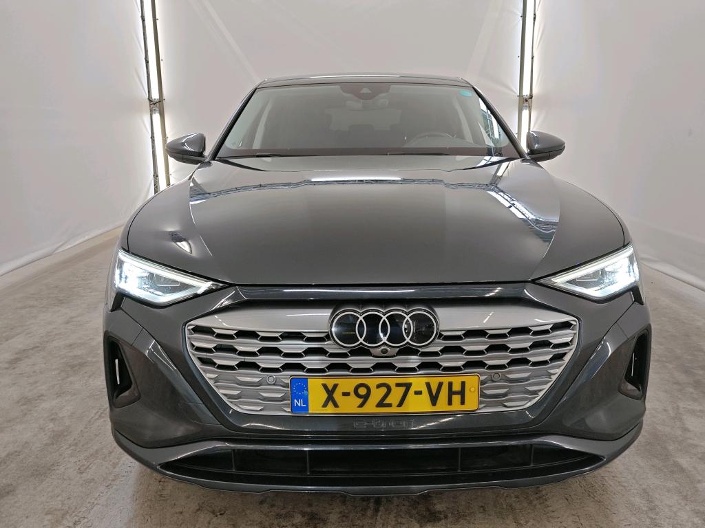 Foto 16 van Audi Q8