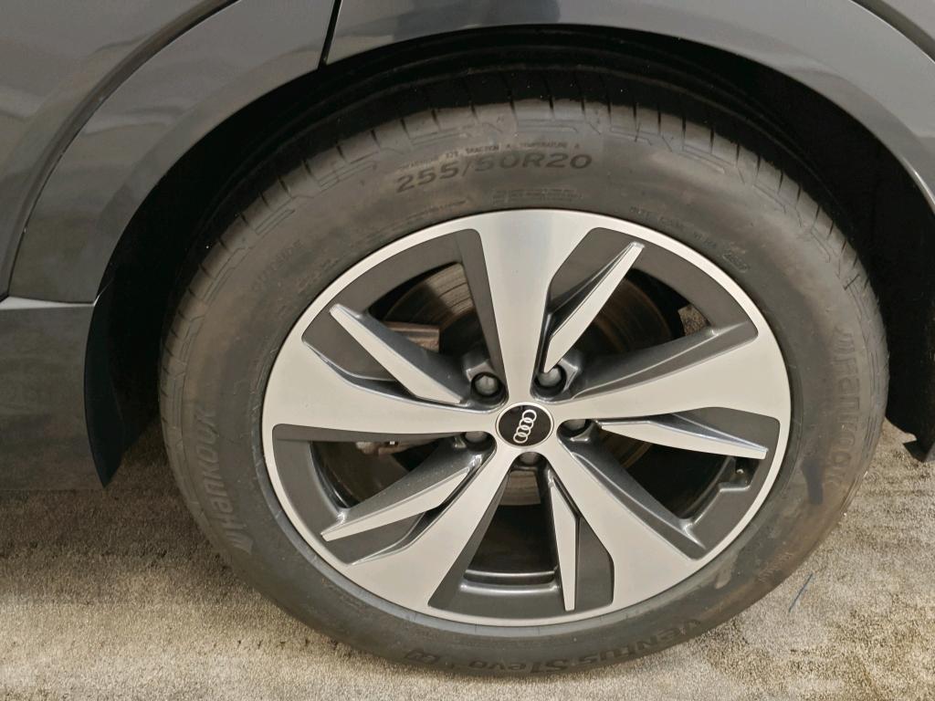 Foto 18 van Audi Q8
