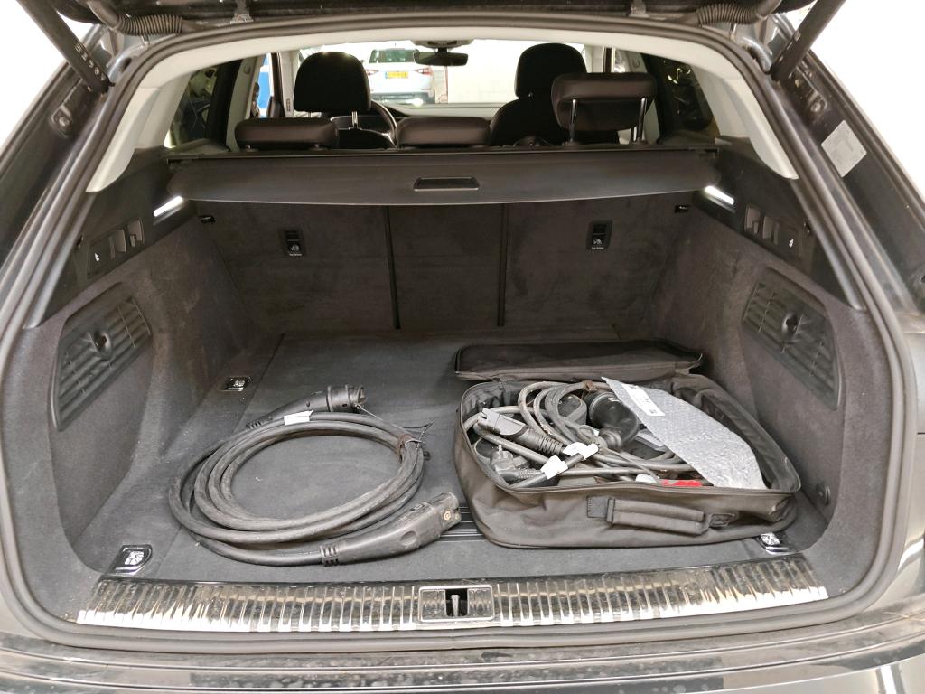 Foto 20 van Audi Q8