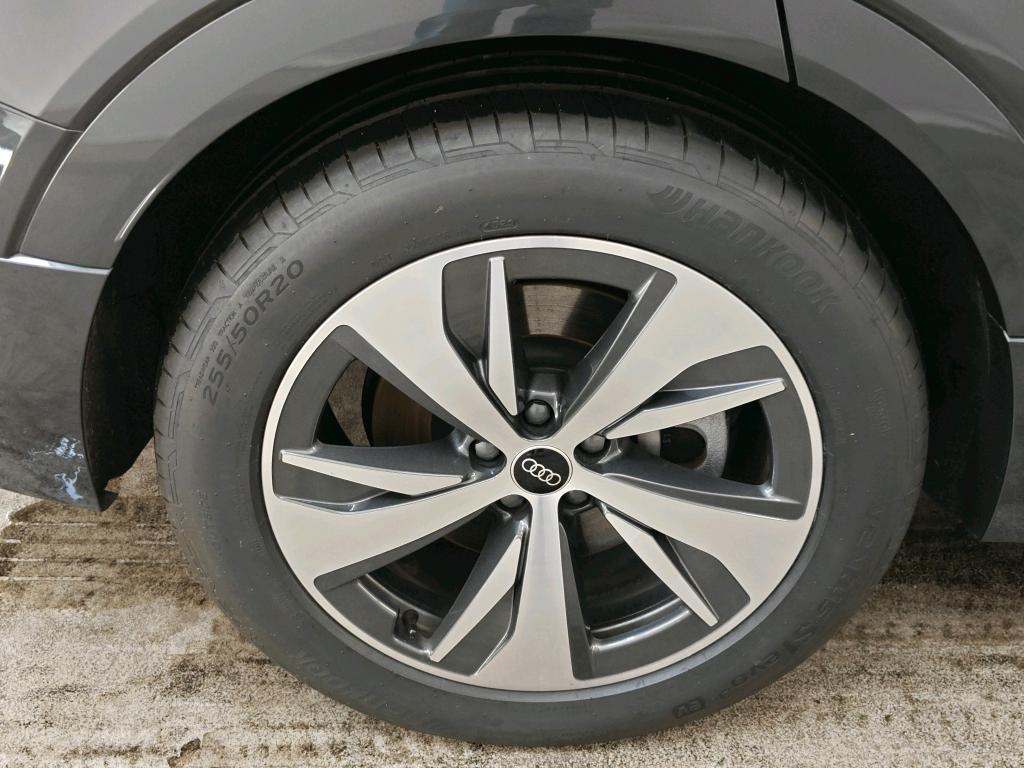 Foto 30 van Audi Q8
