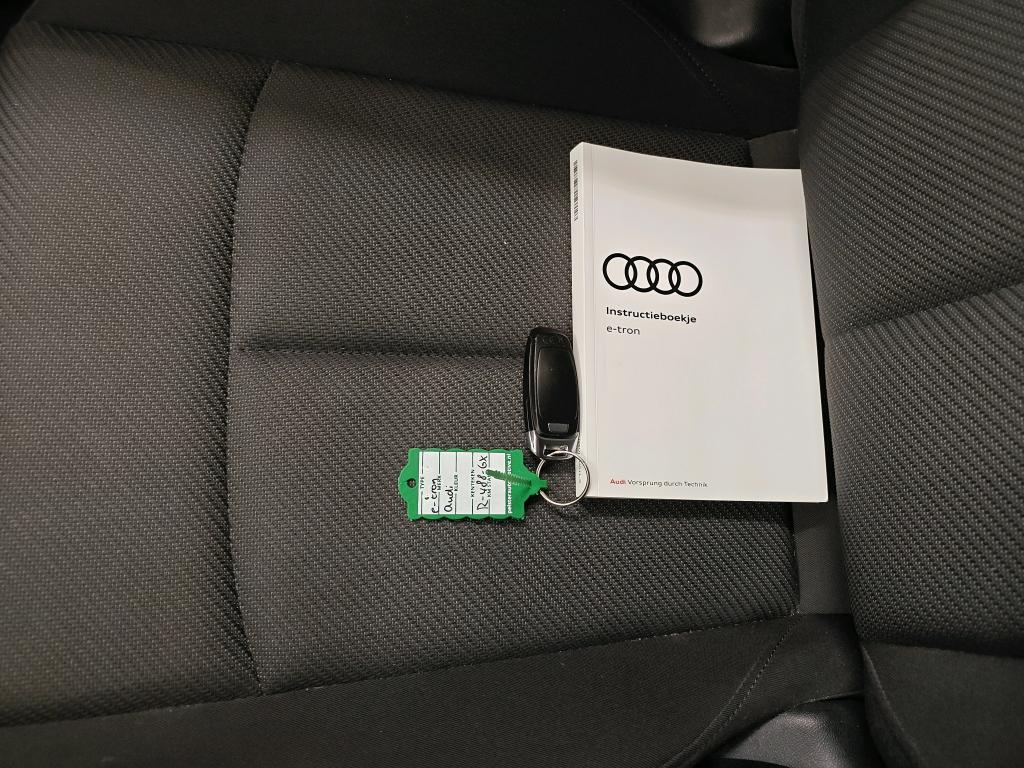 Foto 5 van Audi e-tron
