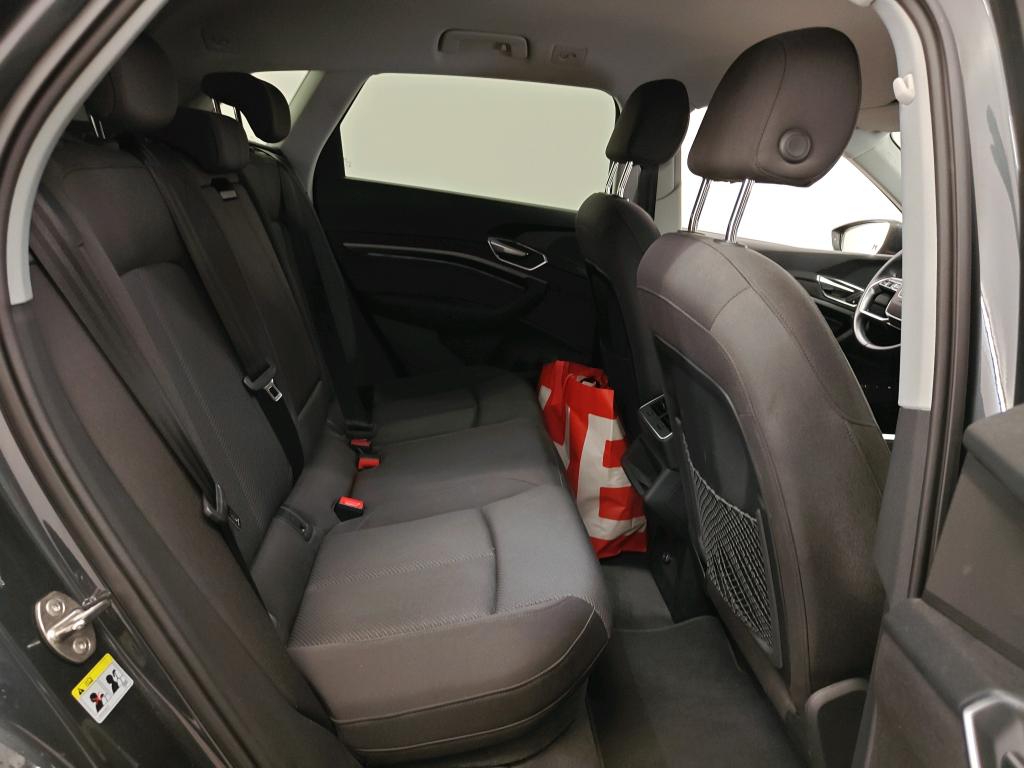 Foto 9 van Audi e-tron