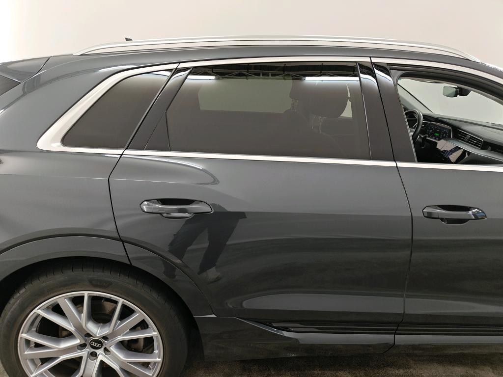 Foto 11 van Audi e-tron