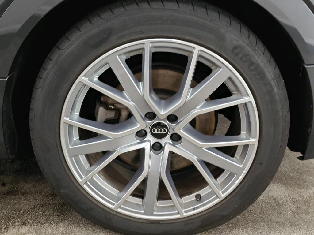 Foto 17 van Audi e-tron