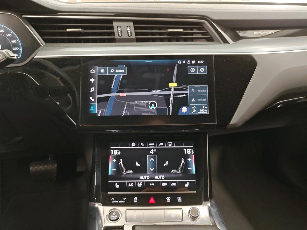 Foto 22 van Audi e-tron