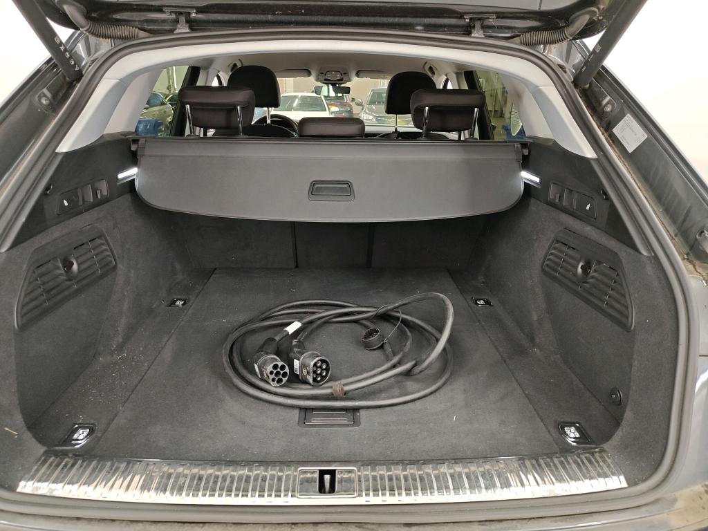 Foto 25 van Audi e-tron
