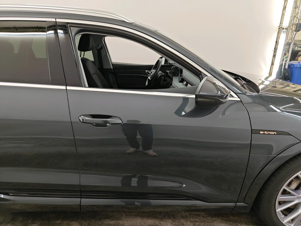 Foto 29 van Audi e-tron