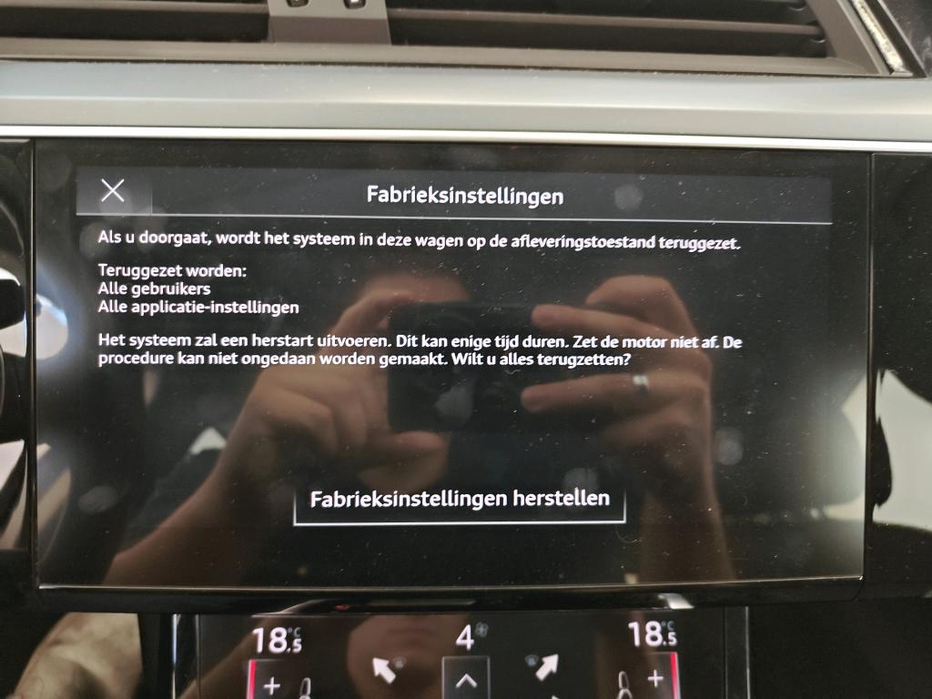 Foto 27 van Audi e-tron