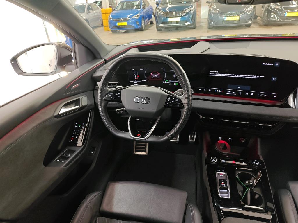 Foto 17 van Audi Q6 e-tron