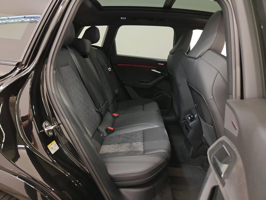 Foto 25 van Audi Q6 e-tron