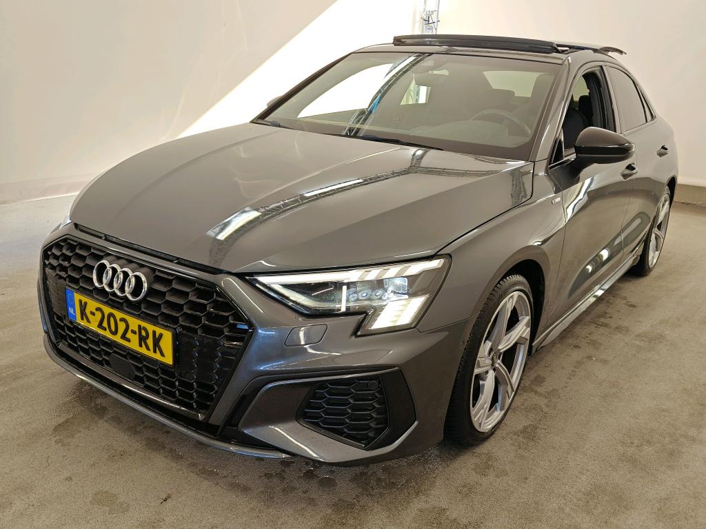 Audi A3 Audi A3 Limousine 35 TFSI S tronic S edition 4d + Pano, Matrix Led