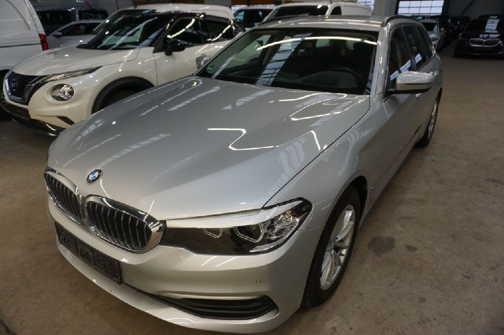 BMW 5 Baureihe 5 Touring 520 d 2.0 140KW AT8 E6dT