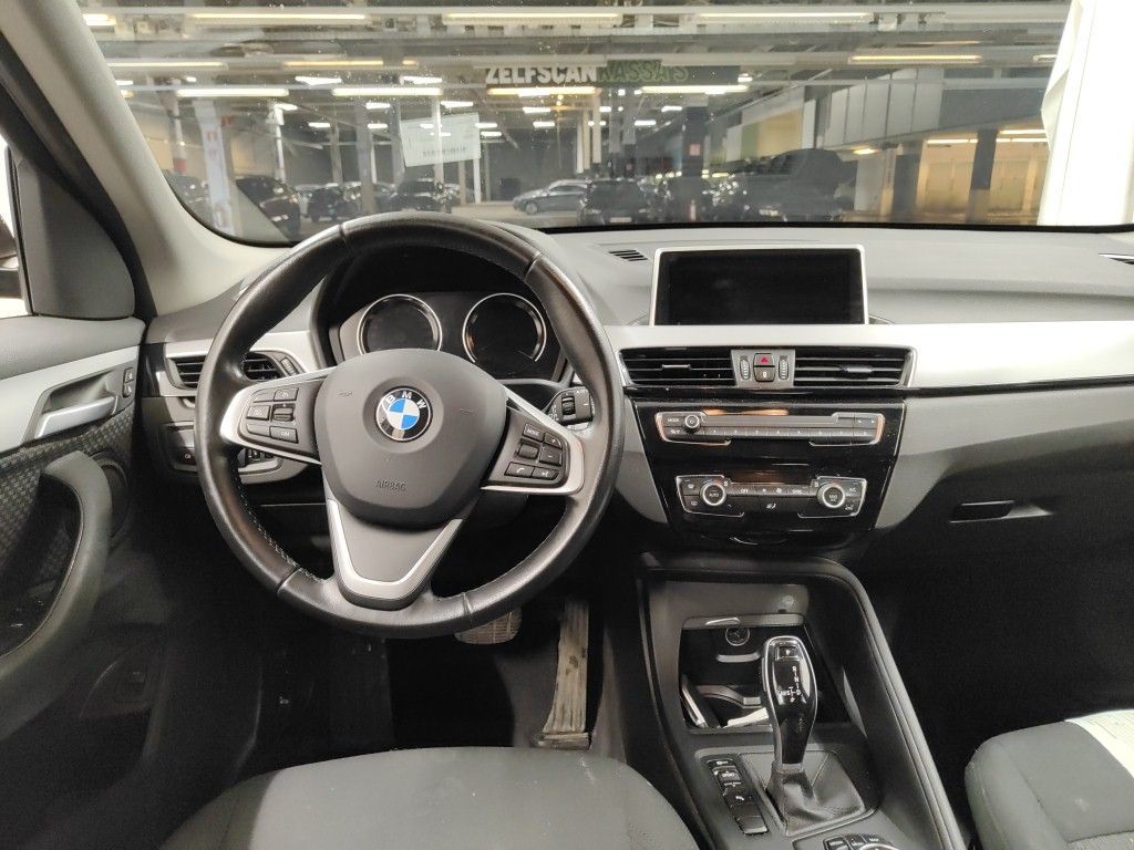 BMW X1 BMW X1 sDrive16dA (85 kW) 5d