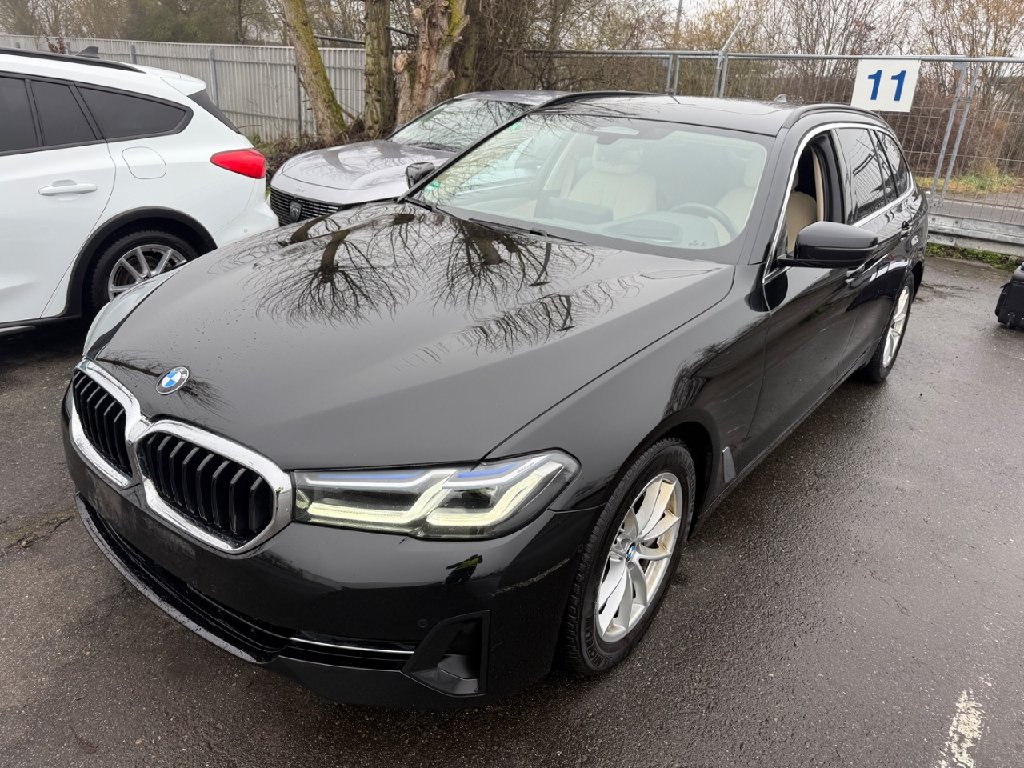 BMW 5 Baureihe 5 Touring 530 d xDrive 3.0 210KW AT8 E6d