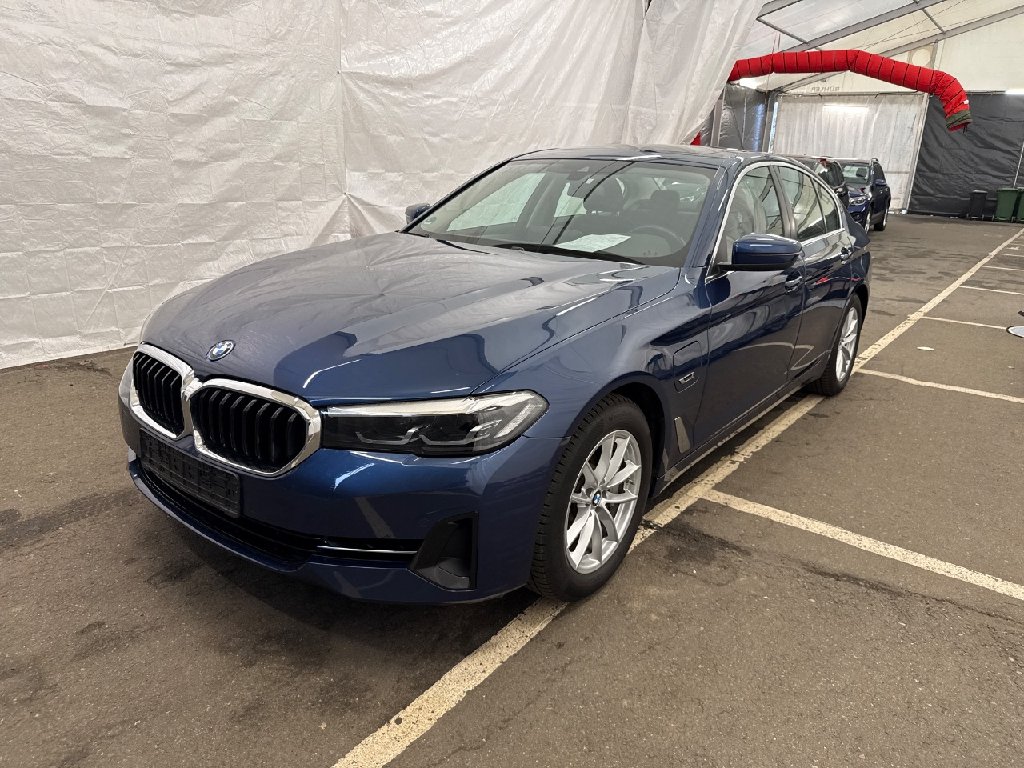 BMW Serie 5 BMW 5er 520e Aut. 4d 120kW
