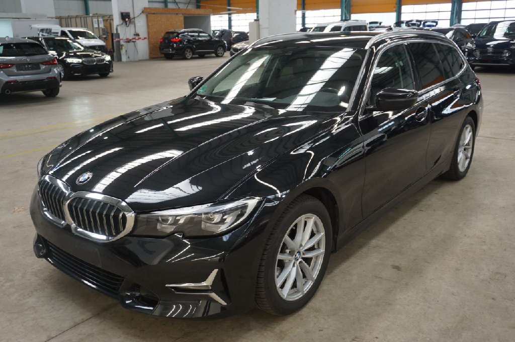 BMW SERIE 3  Baureihe 3 Touring 320 d xDrive Luxury Line 2.0 140KW AT8 E6d