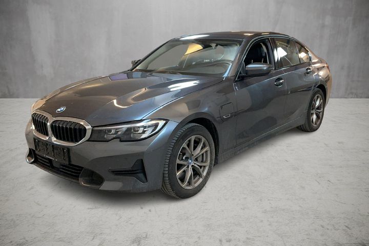 BMW SERIE 3  BMW 3 Serie 330e F Sport Line auto 4d