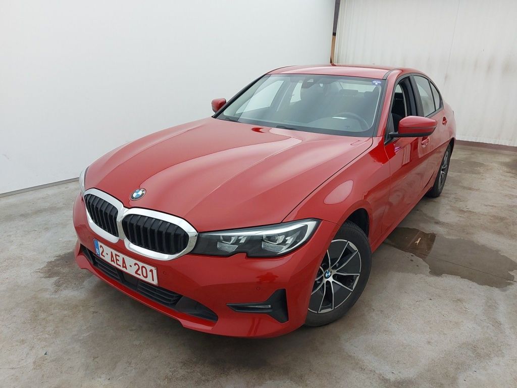 BMW SERIE 3  BMW 3 Reeks Berline 318dA (110 kW) 4d