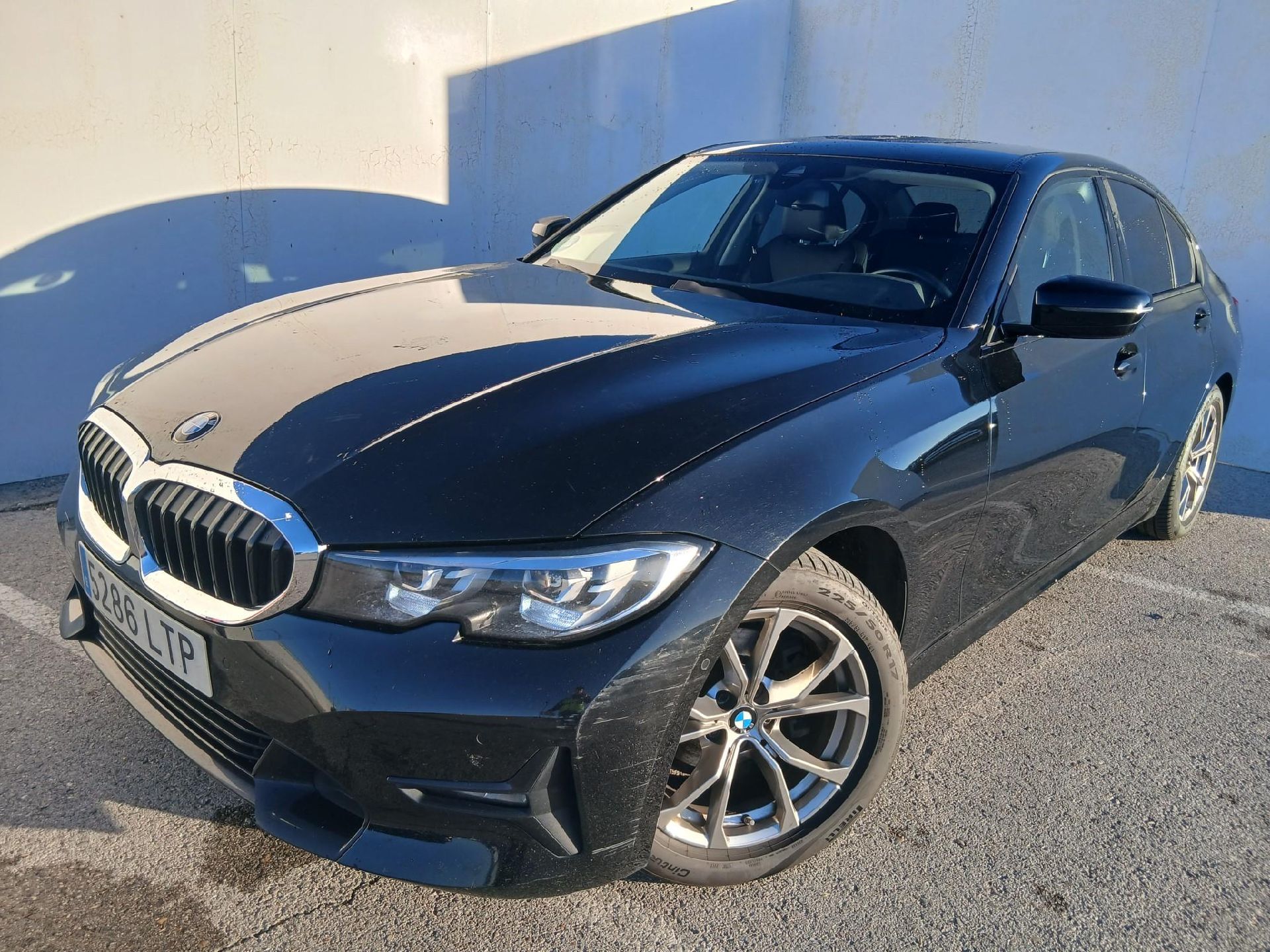 BMW SERIE 3  BMW Serie 3 / 2018 / 4P / sedán 318d Auto.