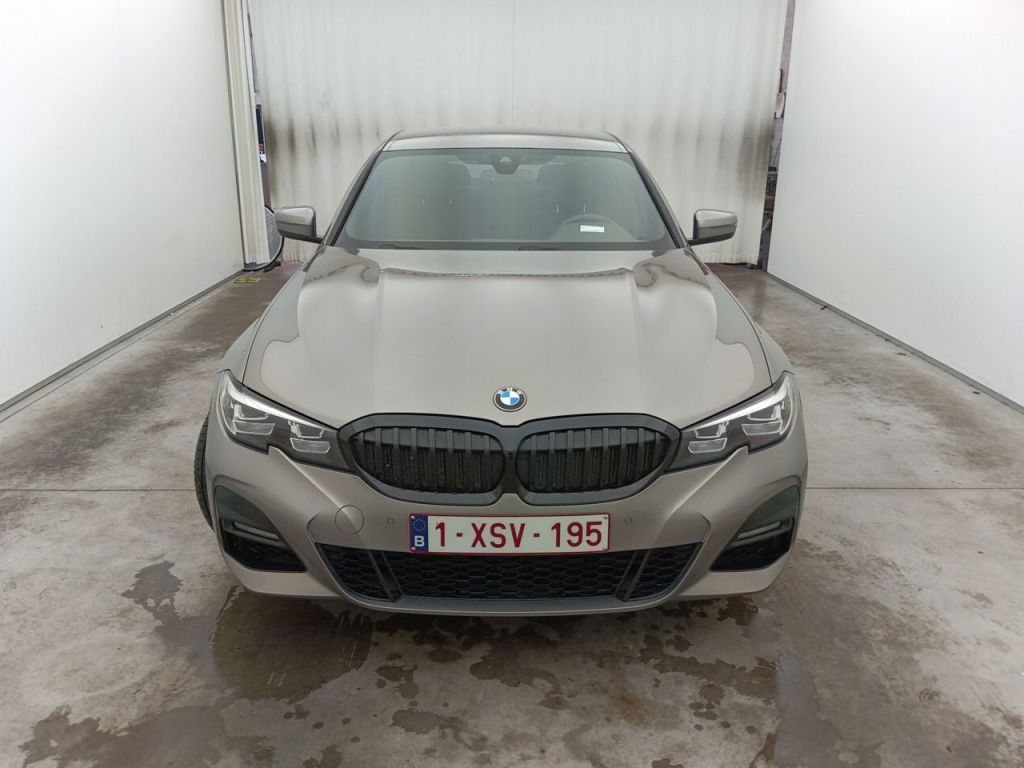 BMW SERIE 3  BMW 3 Reeks Berline 330e (215 kW) 4d