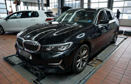BMW SERIE 3  Baureihe 3 Touring 320 d xDrive Luxury Line 2.0 140KW AT8 E6dT