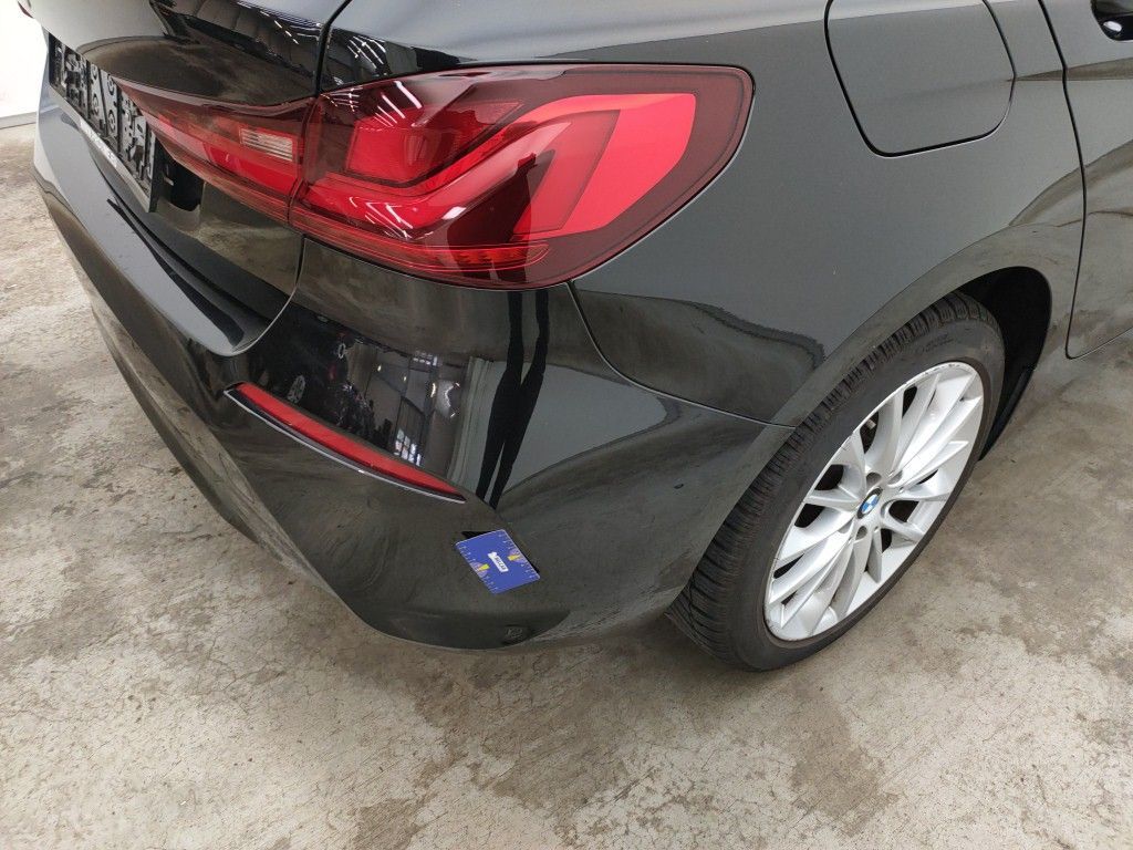 BMW SERIE 1 BMW 1 Reeks Hatch 118iA (100 kW) 5d
