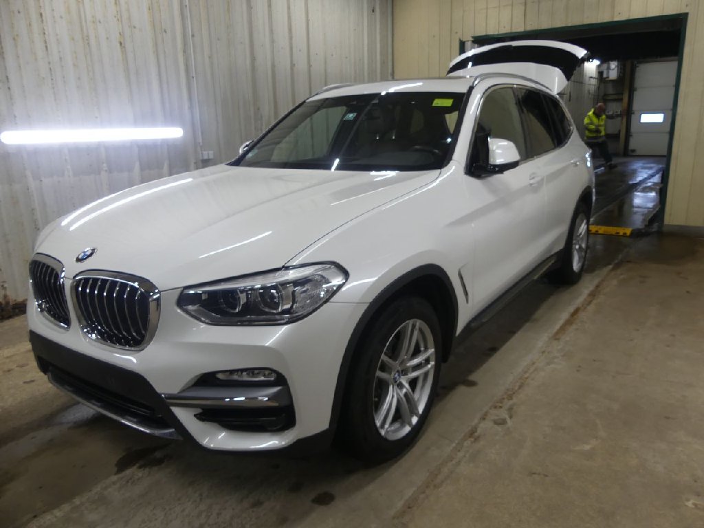 BMW X3 Baureihe X3 xDrive 20 d Luxury Line 2.0 140KW AT8 E6dT