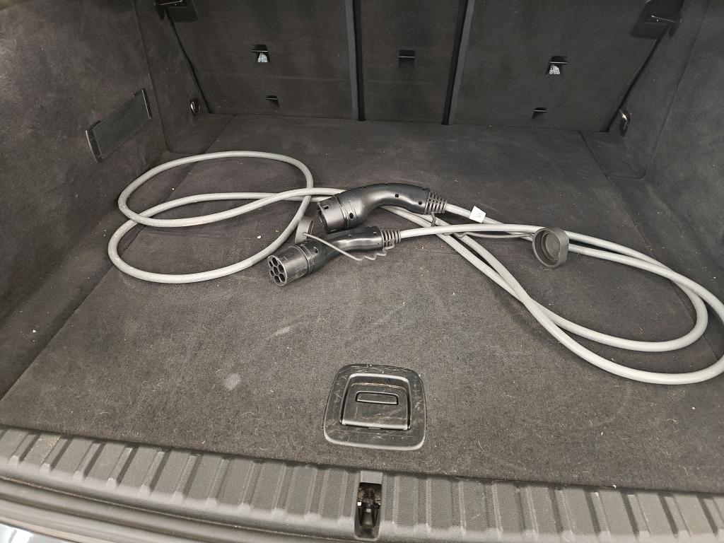Foto 12 van BMW iX