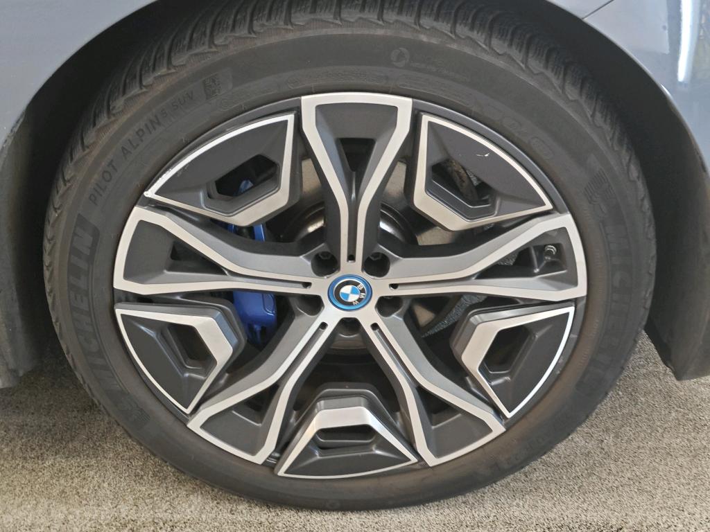 Foto 16 van BMW iX