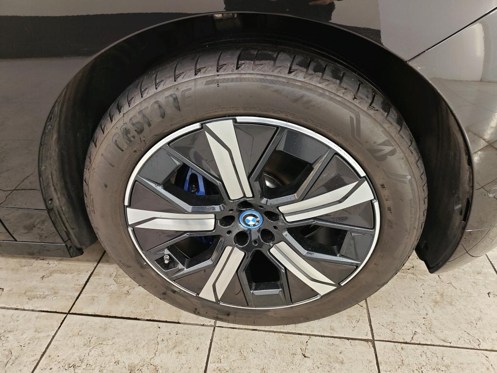Foto 19 van BMW iX