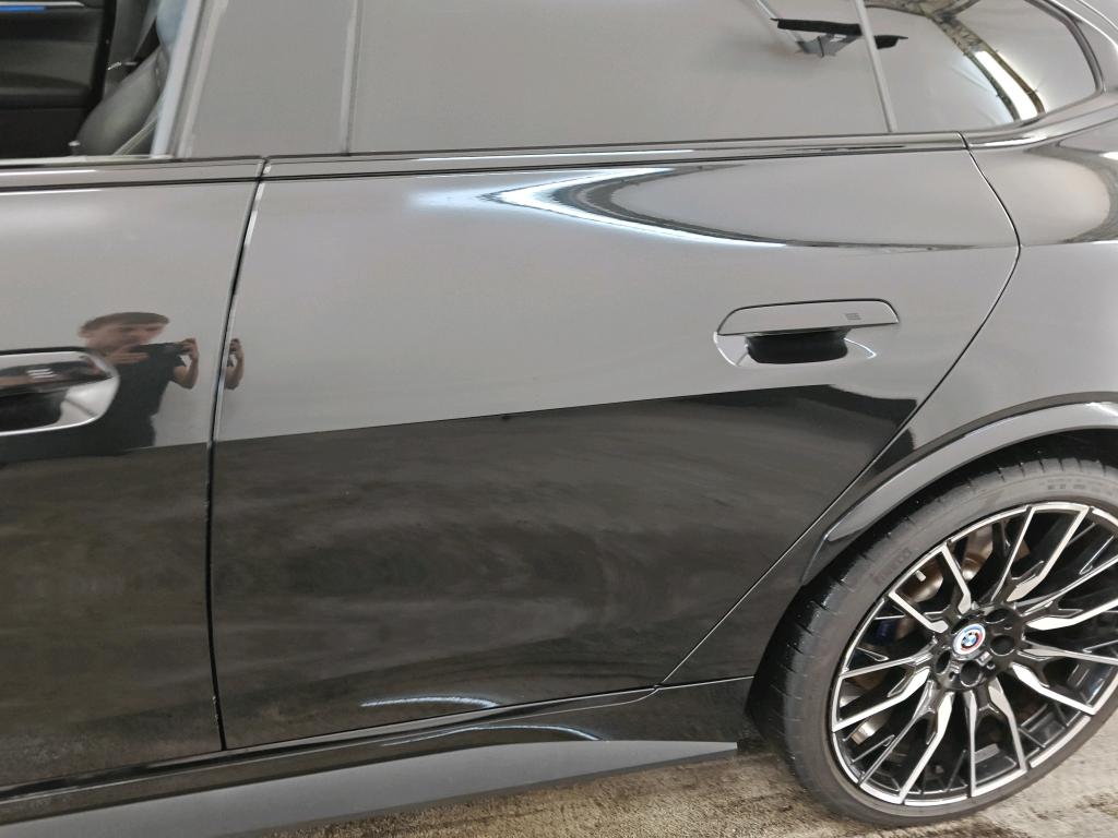 Foto 14 van BMW i4