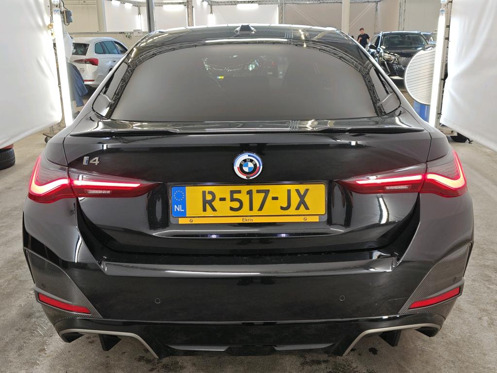 Foto 21 van BMW i4