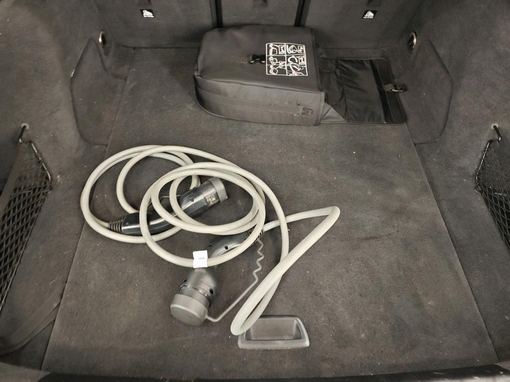 Foto 23 van BMW i4