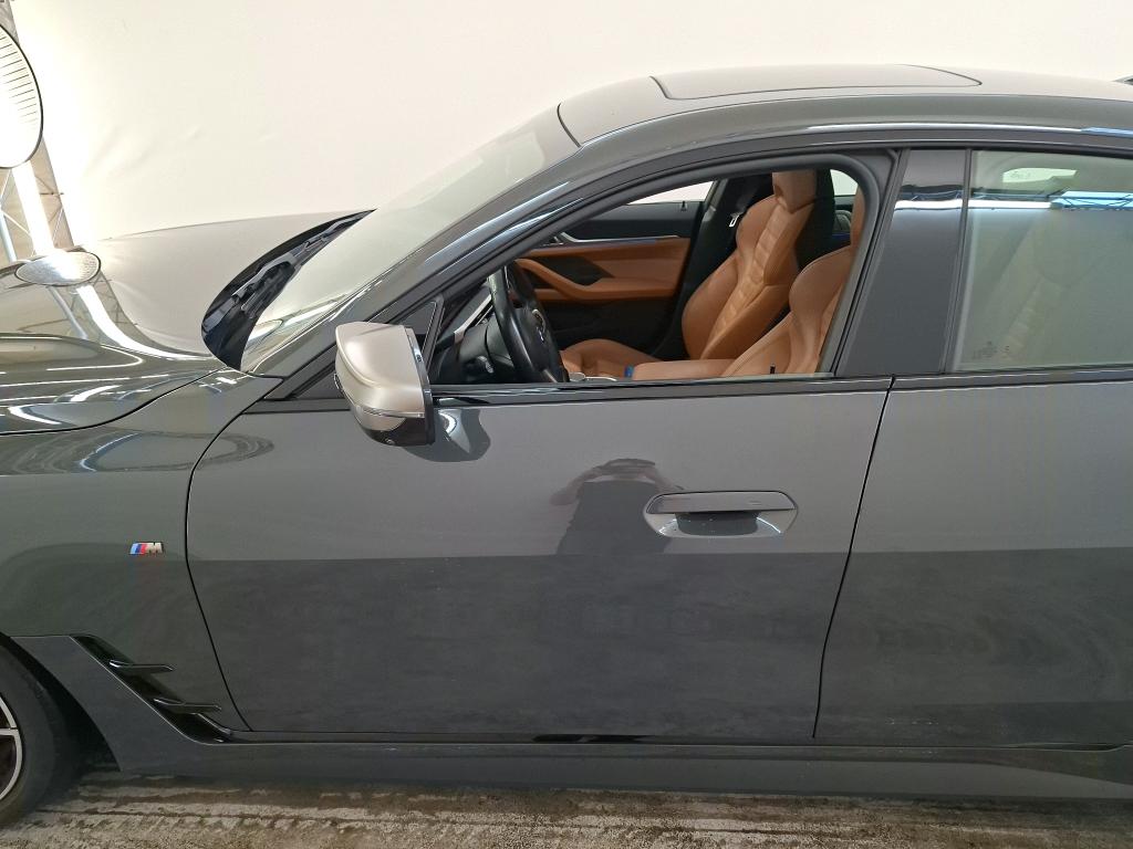 Foto 23 van BMW i4