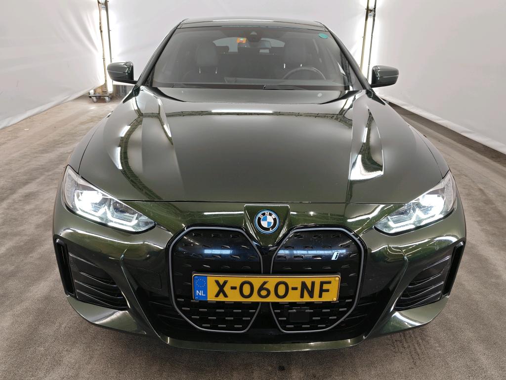 Photo 15 of BMW i4