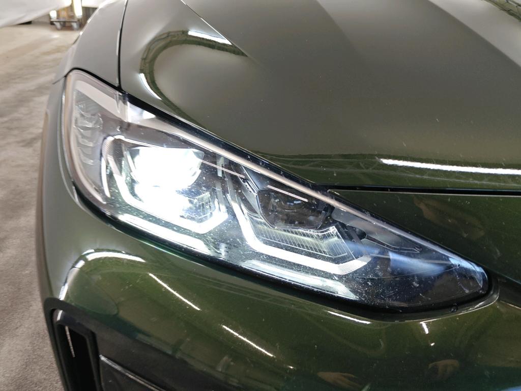 Photo 23 of BMW i4