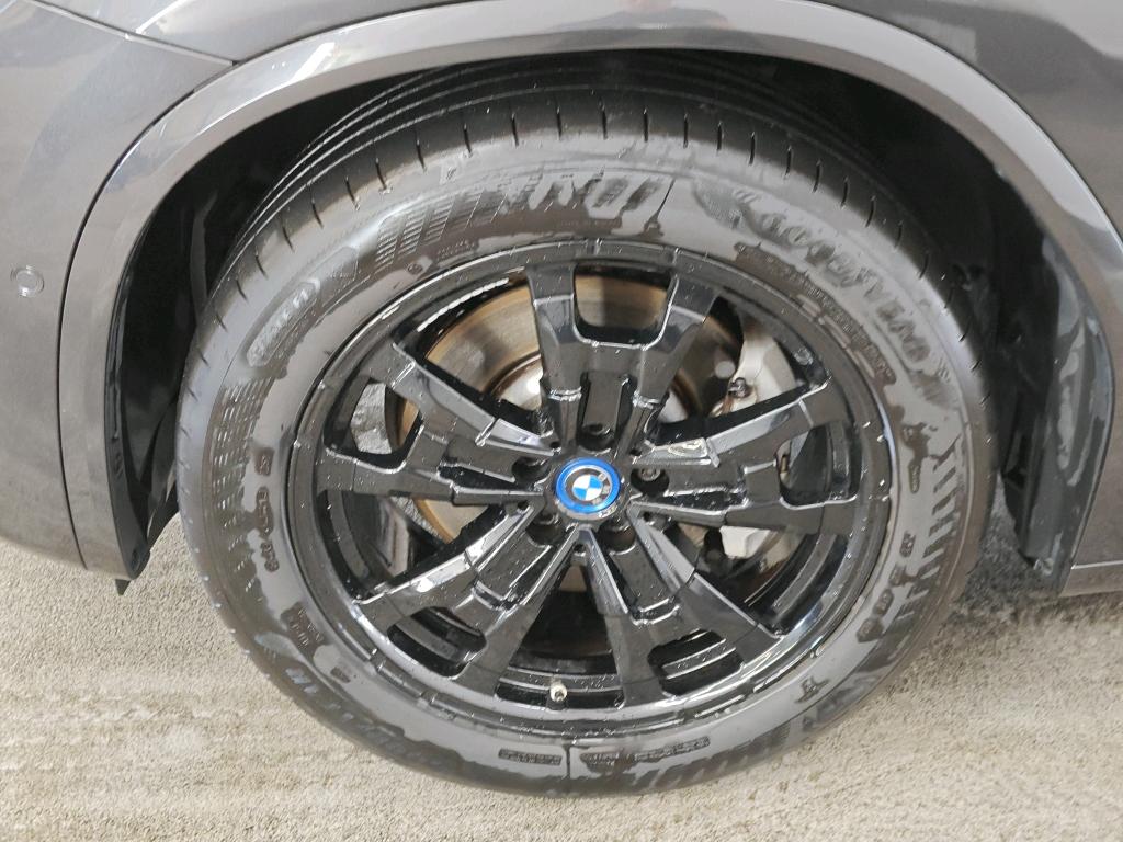 Foto 18 van BMW ix3