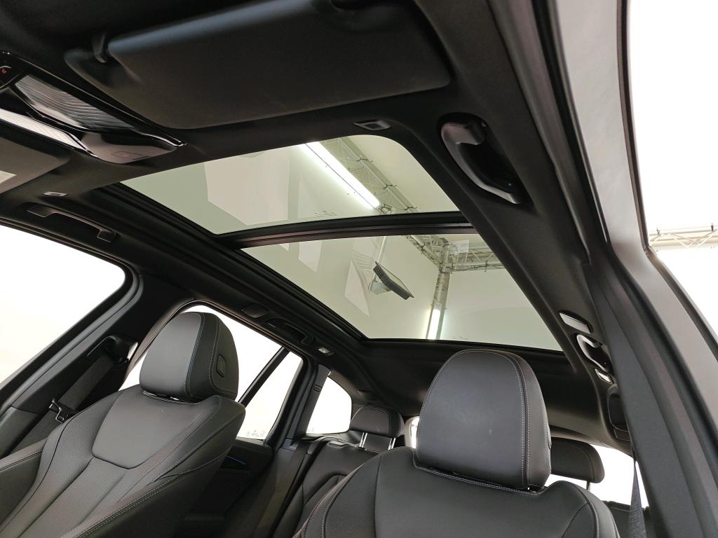 Foto 30 van BMW ix3