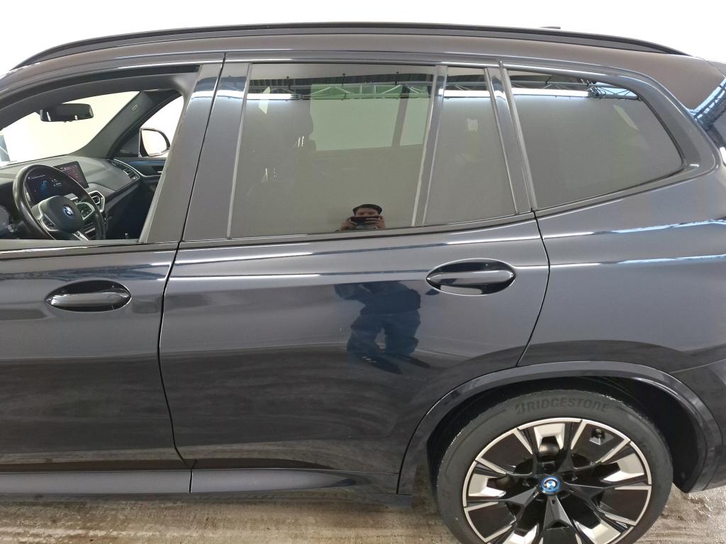 Foto 9 van BMW ix3