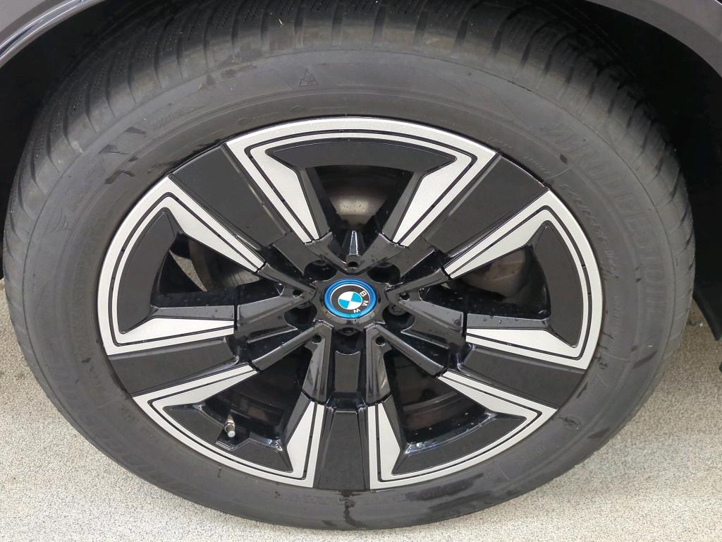 Foto 18 van BMW ix3