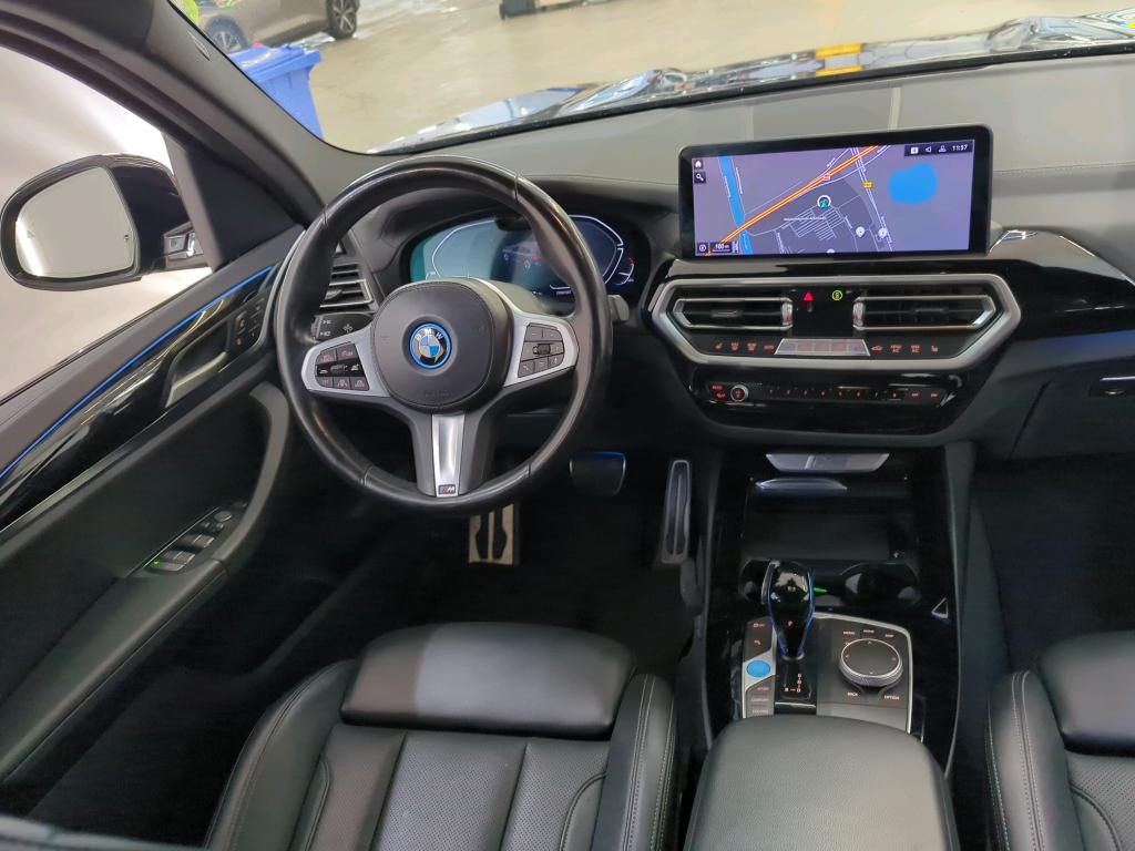 Foto 26 van BMW ix3