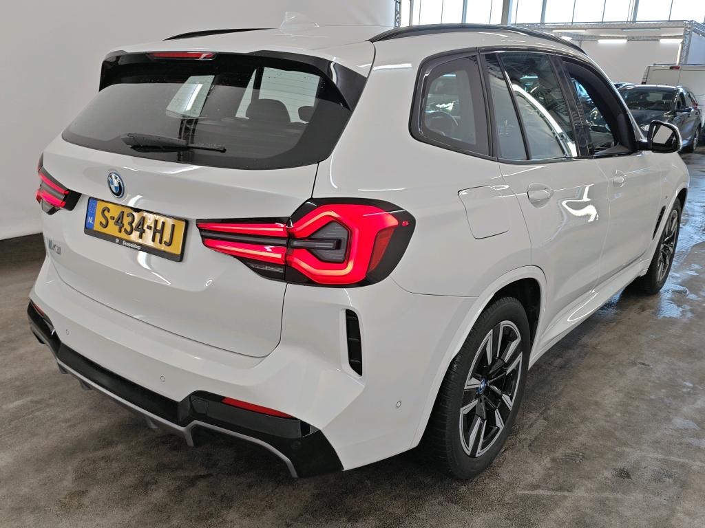 Foto 3 van BMW ix3