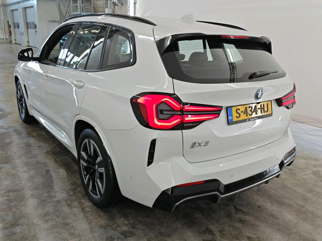 Foto 21 van BMW ix3